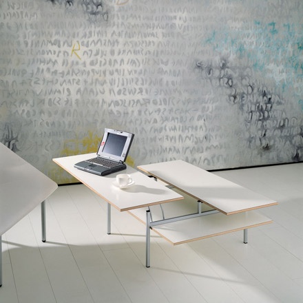 Table Mr. Handy