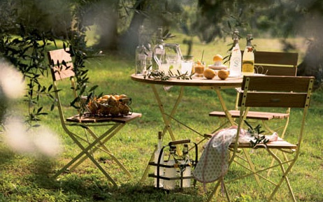 Folding chair Compact
