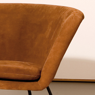 Lounge Chair H 57