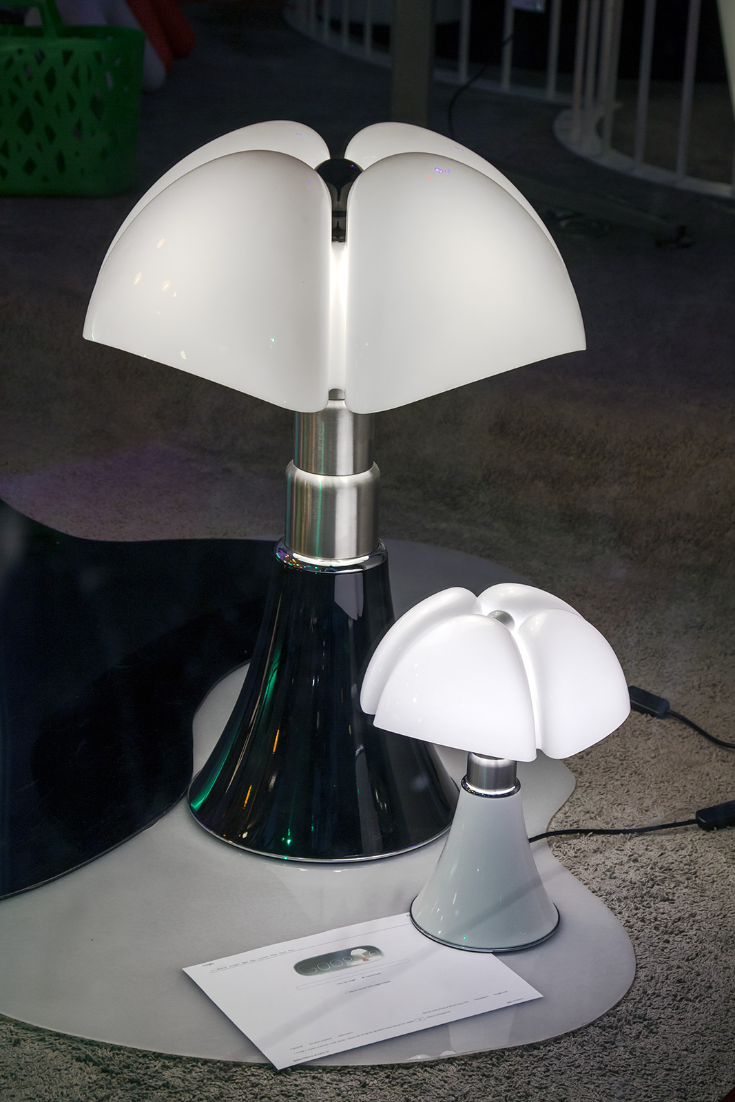 Table lamp Pipistrello von Aulenti im Designlager Dülmen